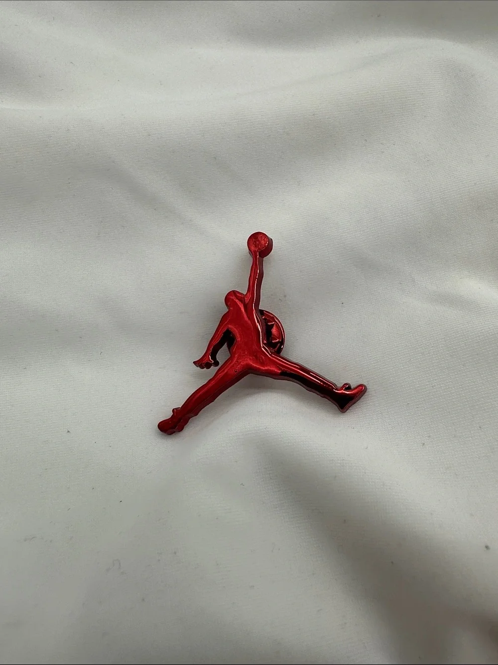 Jordan Red Metallic Jumpman Pin